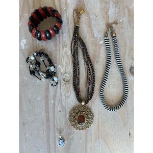 Fashion Jewlery Lot